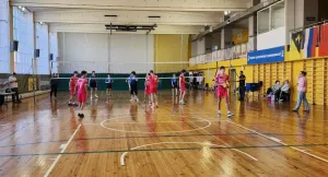 В Химках стартовал волейбольный турнир школьной лиги